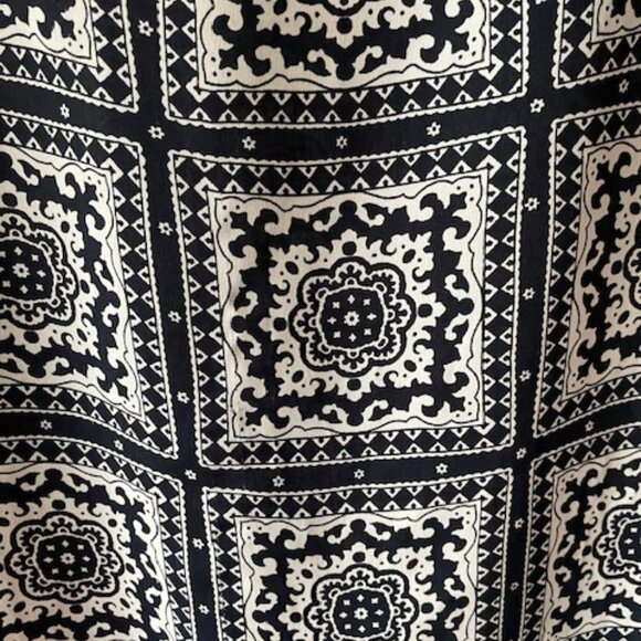 Banana Republic Blue/White Squares Sleeveless Blouse  Size L - Picture 4 of 5